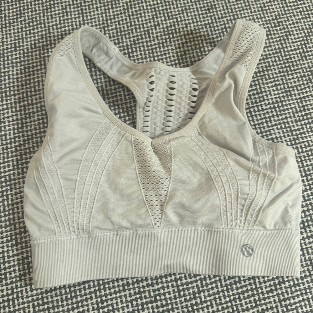 Seamless Racerback Sports Bra Light Grey Laser Cut Mesh Detail Removable Pads XS